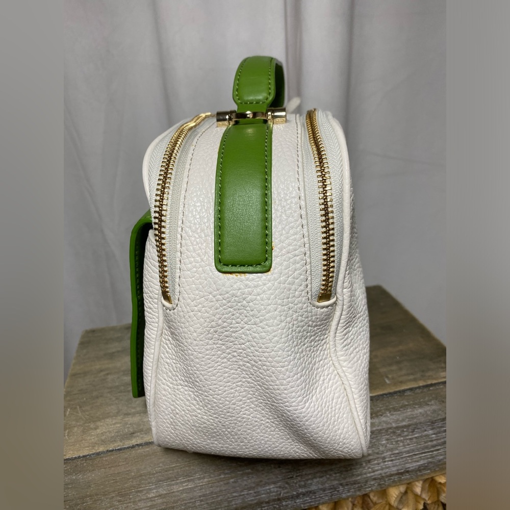 Tory Burch Ellen Camera Bag - Picture 3 of 15